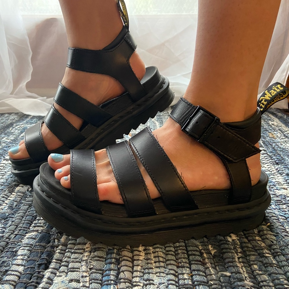 Dr. Martens Blaire Brando leather sandals, size 7.